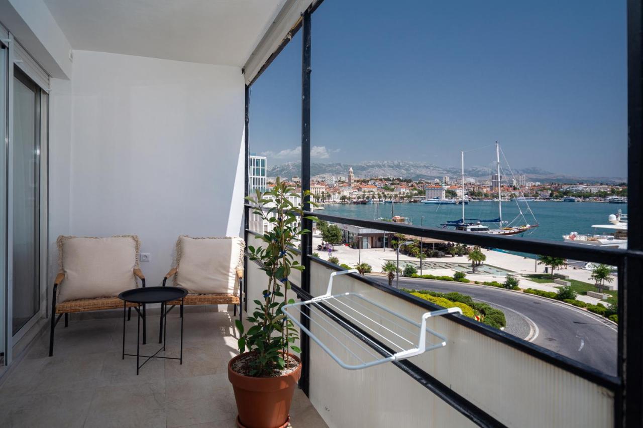 Sun And Sea Deluxe Apartments Split Eksteriør billede